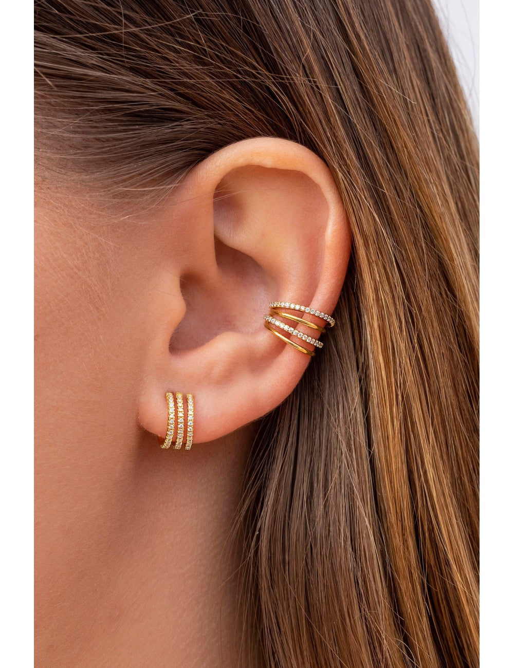 Pendientes conch ear cuff de 4 bandas con circonitas - Disponible en blanco y negro