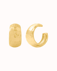 Klobige, facettierte und gehämmerte Ohrklemmen aus Muschelholz