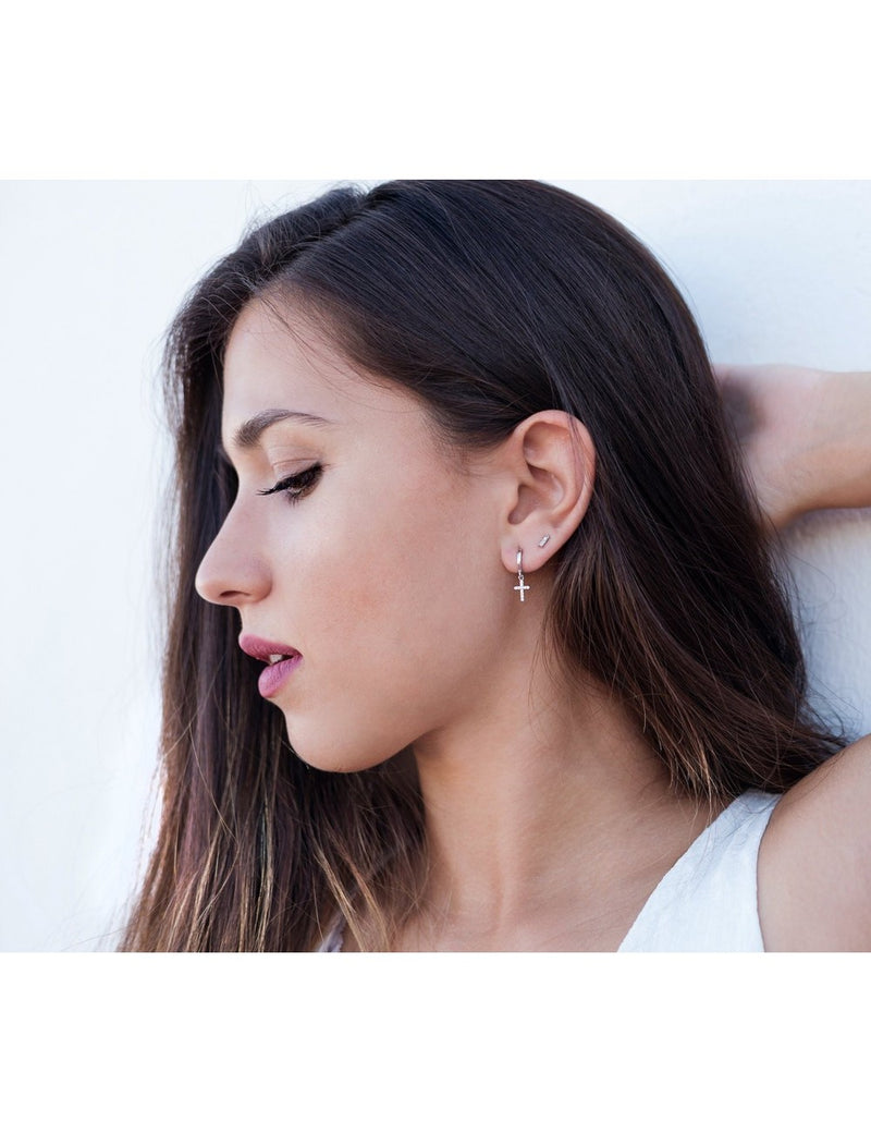 Pendientes stud en forma de barra con circonitas - Dos tamaños disponibles