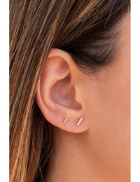 Pendientes stud en forma de barra con circonitas - Dos tamaños disponibles