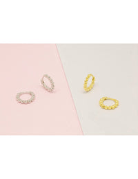 Pendientes pequeños de aro huggie de bolitas - 4 tamaños disponibles