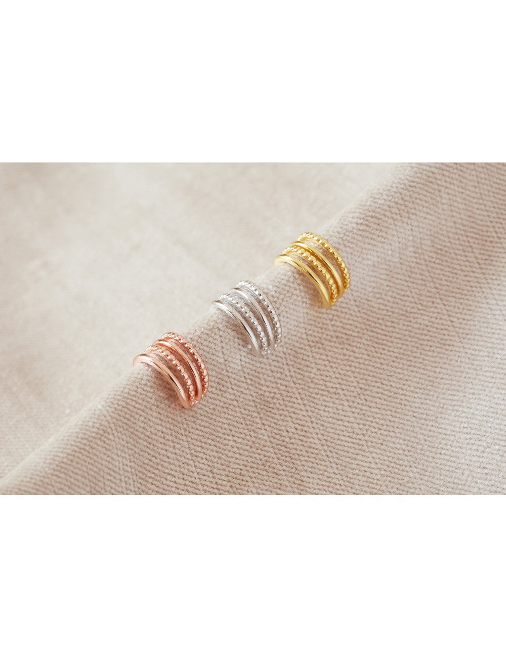Beaded & Smooth 4 Bands Conch Ear Cuff Earrings