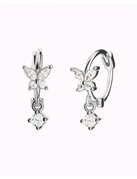 Pendientes de aro huggie en forma de mariposa con circonitas