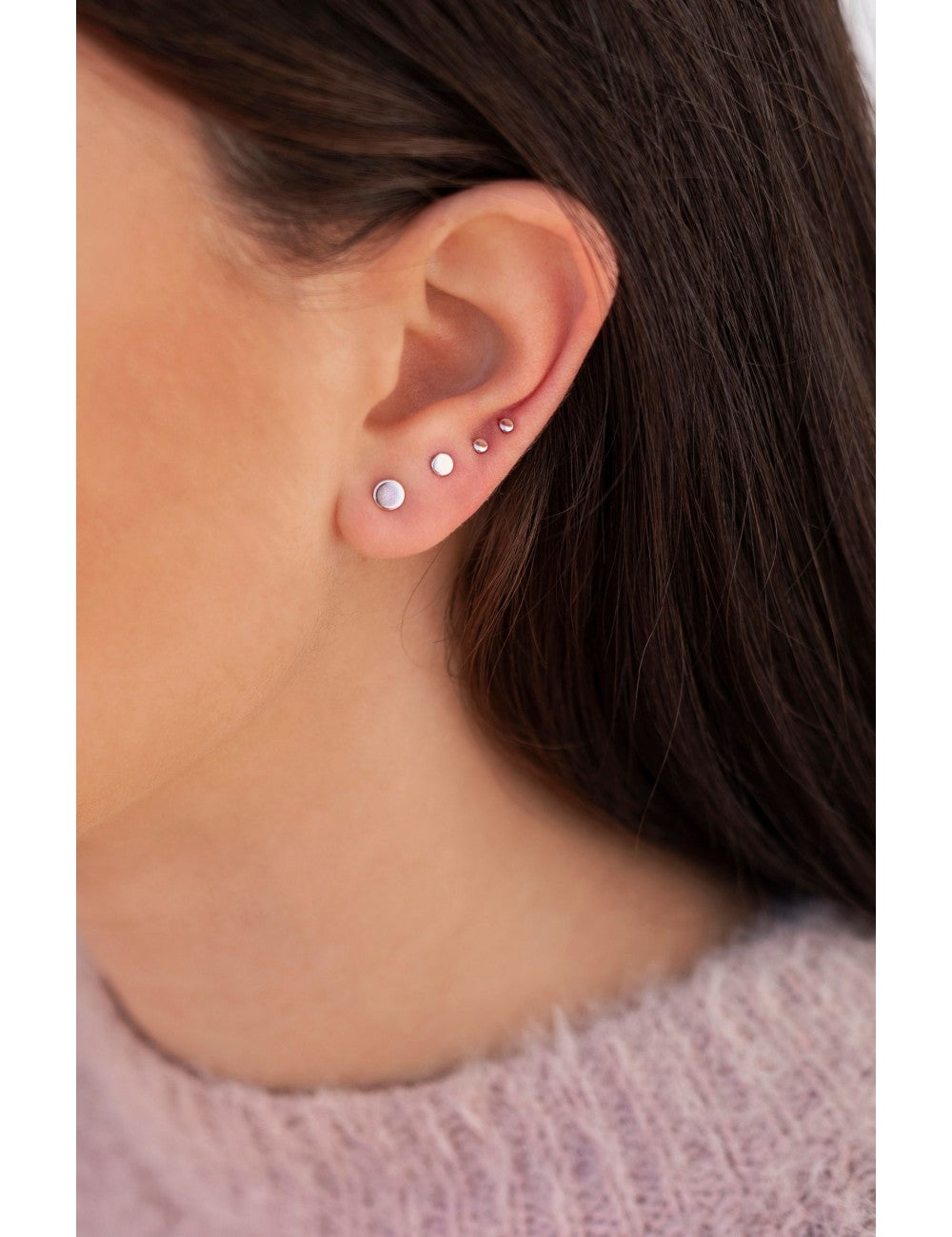 Pendientes stud pequeños en forma de círculo - Tres diámetros disponibles