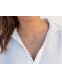 Collier avec pendentif 2 cercles