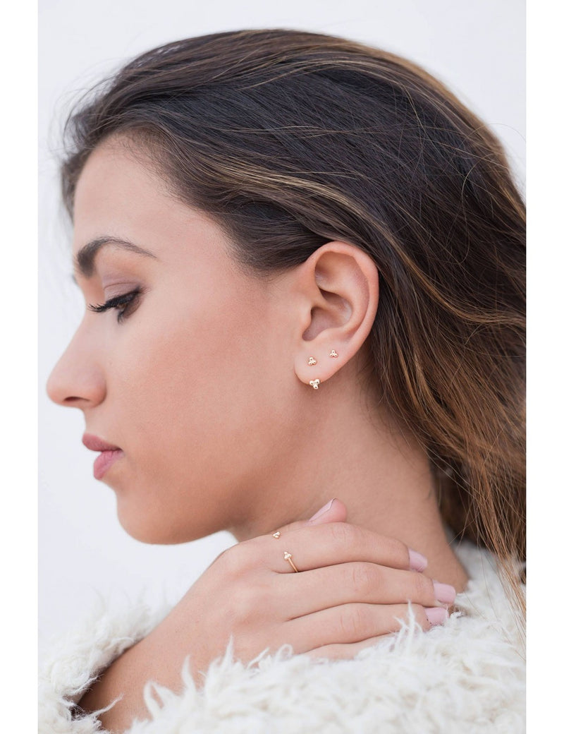 Pendientes ear jacket con bolitas en forma de trébol - 2 tamaños disponibles