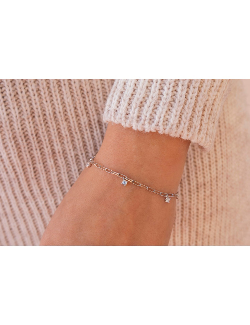 Pulsera de eslabón alargado con charms de circonitas