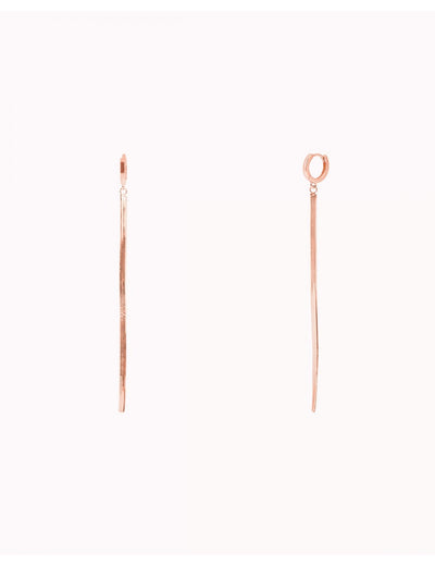 Creolen mit langem Schlangenhautkettenanhänger