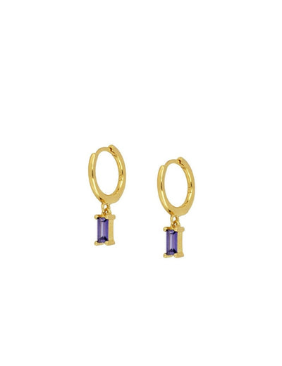 Pendientes de aro huggie con charm de circonita en talla baguette