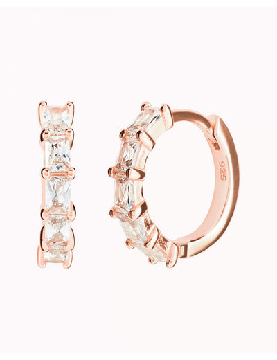 Pendientes de aro huggie con circonitas en talla baguette