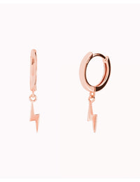 Pendientes de aro huggie con colgante en forma de rayo