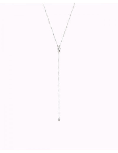 Collar largo en forma de Y con circonitas baguette y redonda