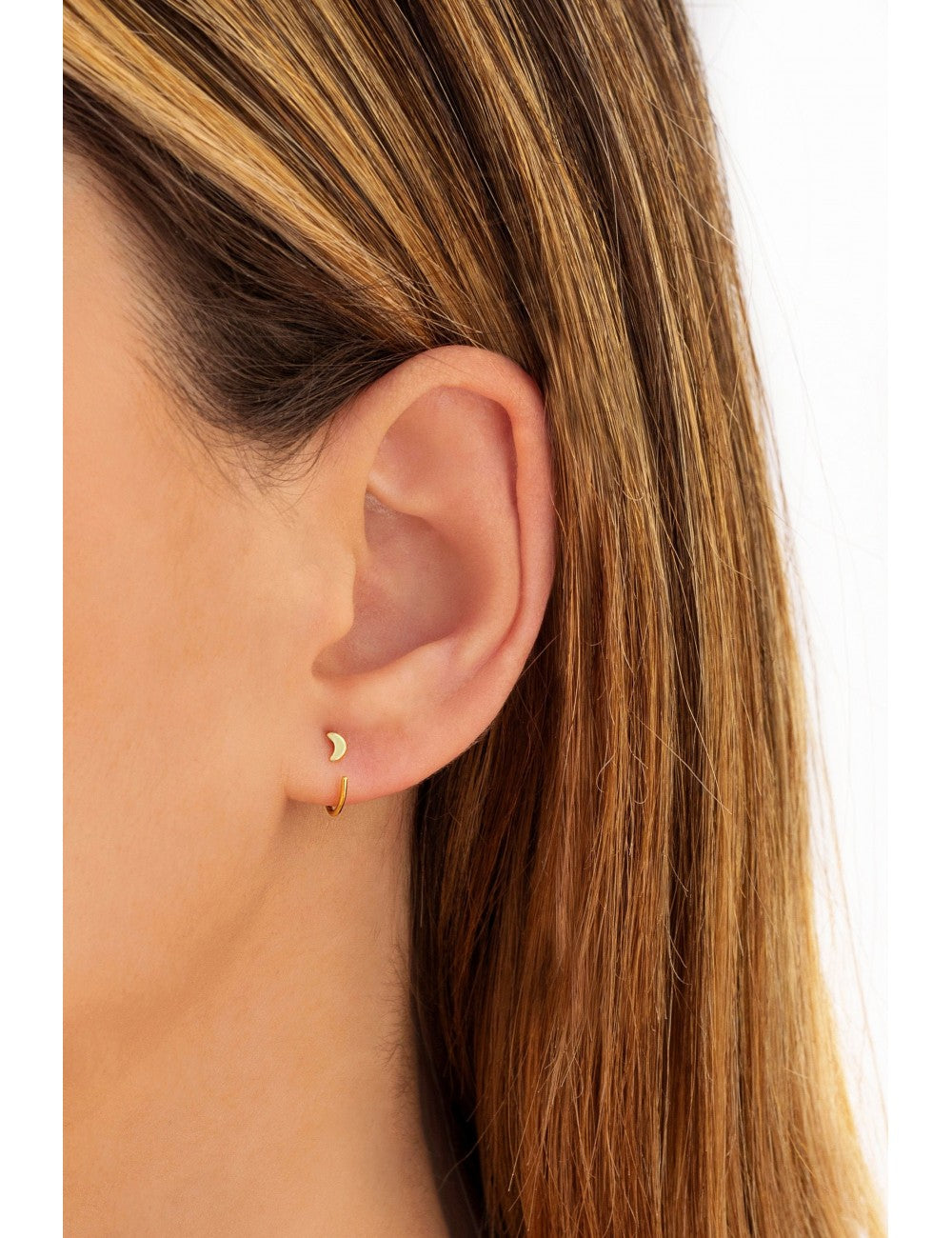 Pendientes de aro abierto en forma de luna