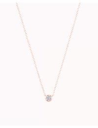 Collier avec pendentif solitaire en zircone sertie clos