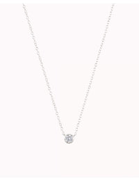 Collier avec pendentif solitaire en zircone sertie clos