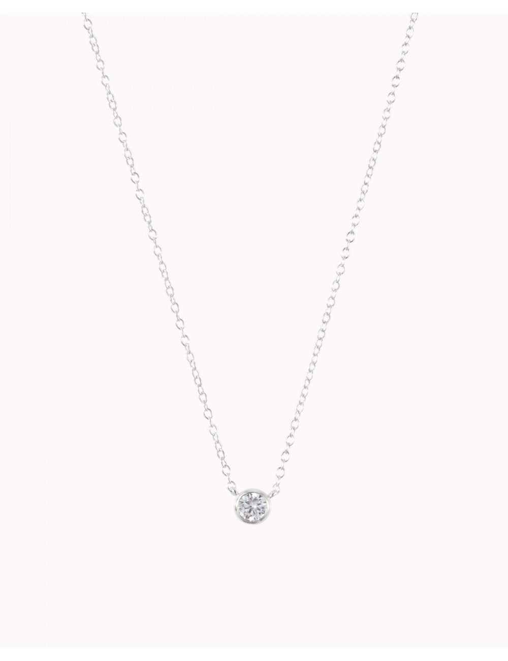 Collier avec pendentif solitaire en zircone sertie clos