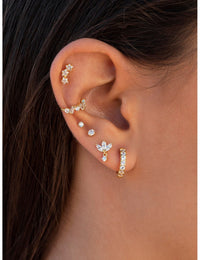 Pendientes de aro pequeños y minimalistas con circonitas - 14 mm