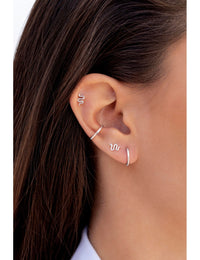 Petites boucles d'oreilles à tige en forme de serpent