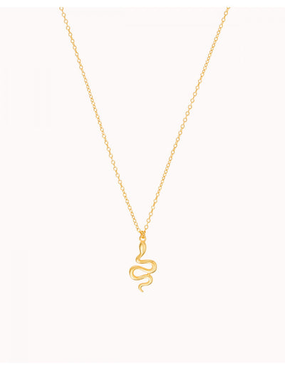 Collar de cadena con colgante en forma de serpiente