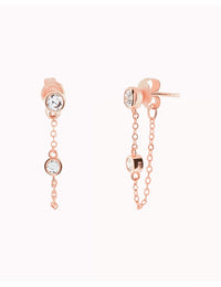 Pendientes stud con cadena colgante y circonitas en talla redonda engastadas en bezel