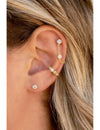 Pendientes stud con cadena colgante y circonitas en talla redonda engastadas en bezel